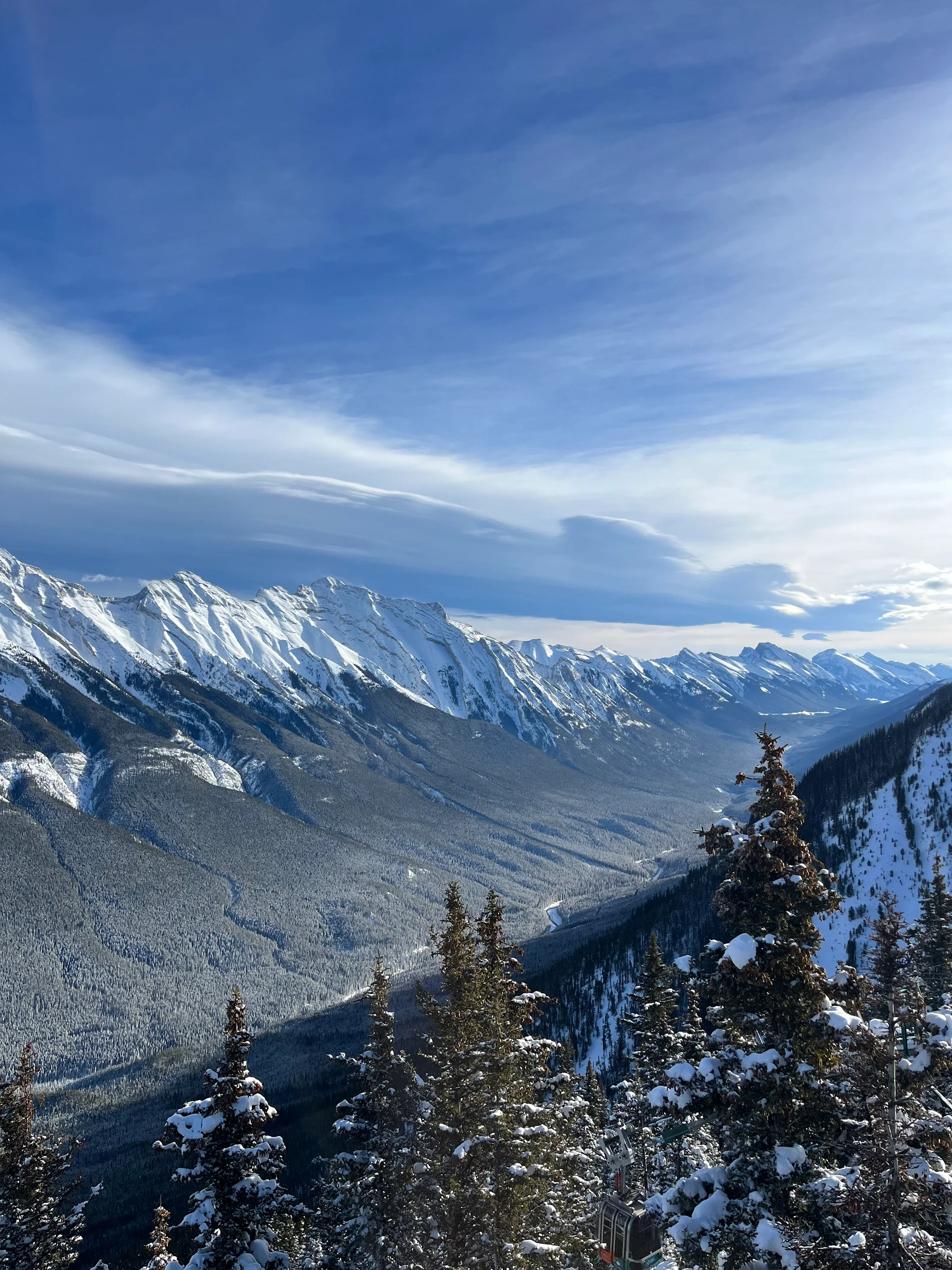 처음 만난 로키, 겨울왕국 속에서 웃음과 설렘에 취하다