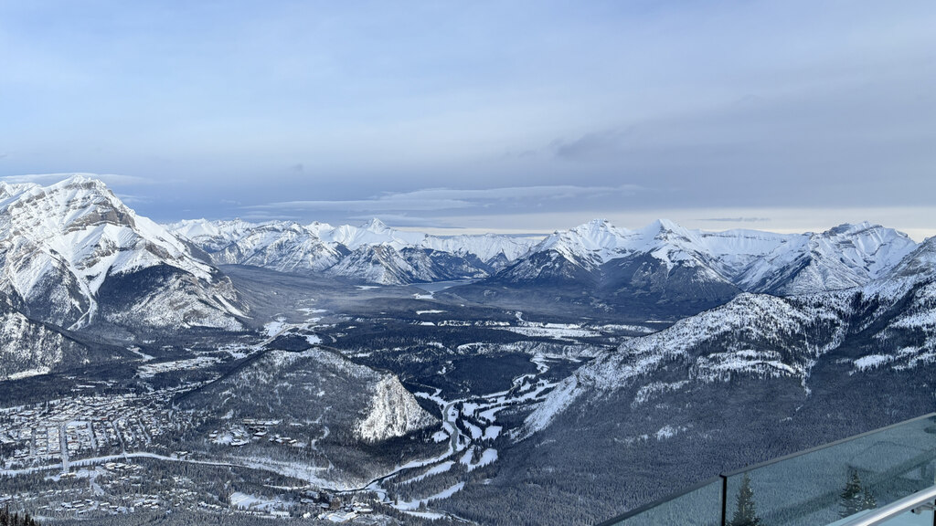 오케이 투어를 자신 있게 추천드리고 싶습니다.