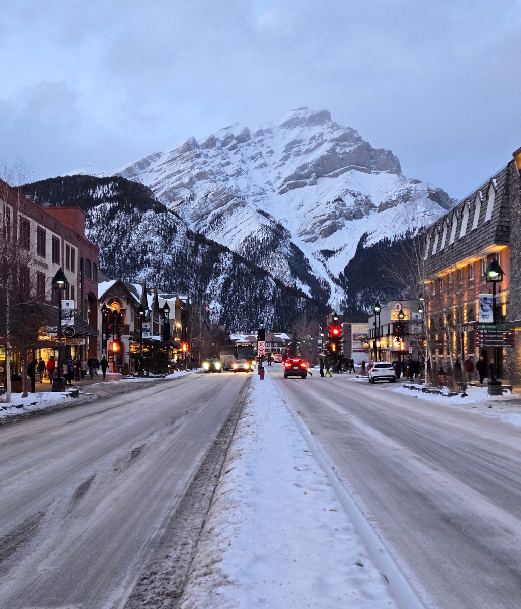 눈 덮힌 록키는 어떤 말로도 표현할 수 없을만큼 환상적