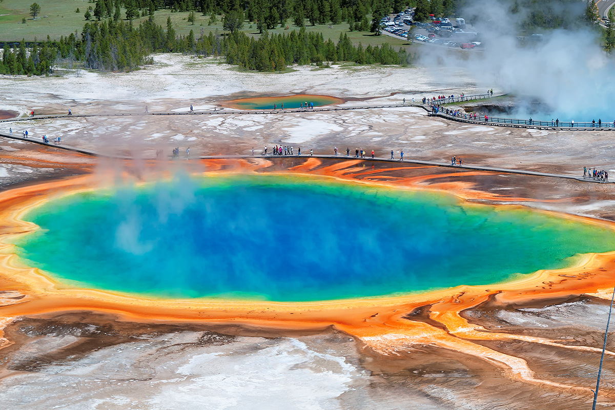 Yellowstone National Park · Rocky Mountains 8D7N