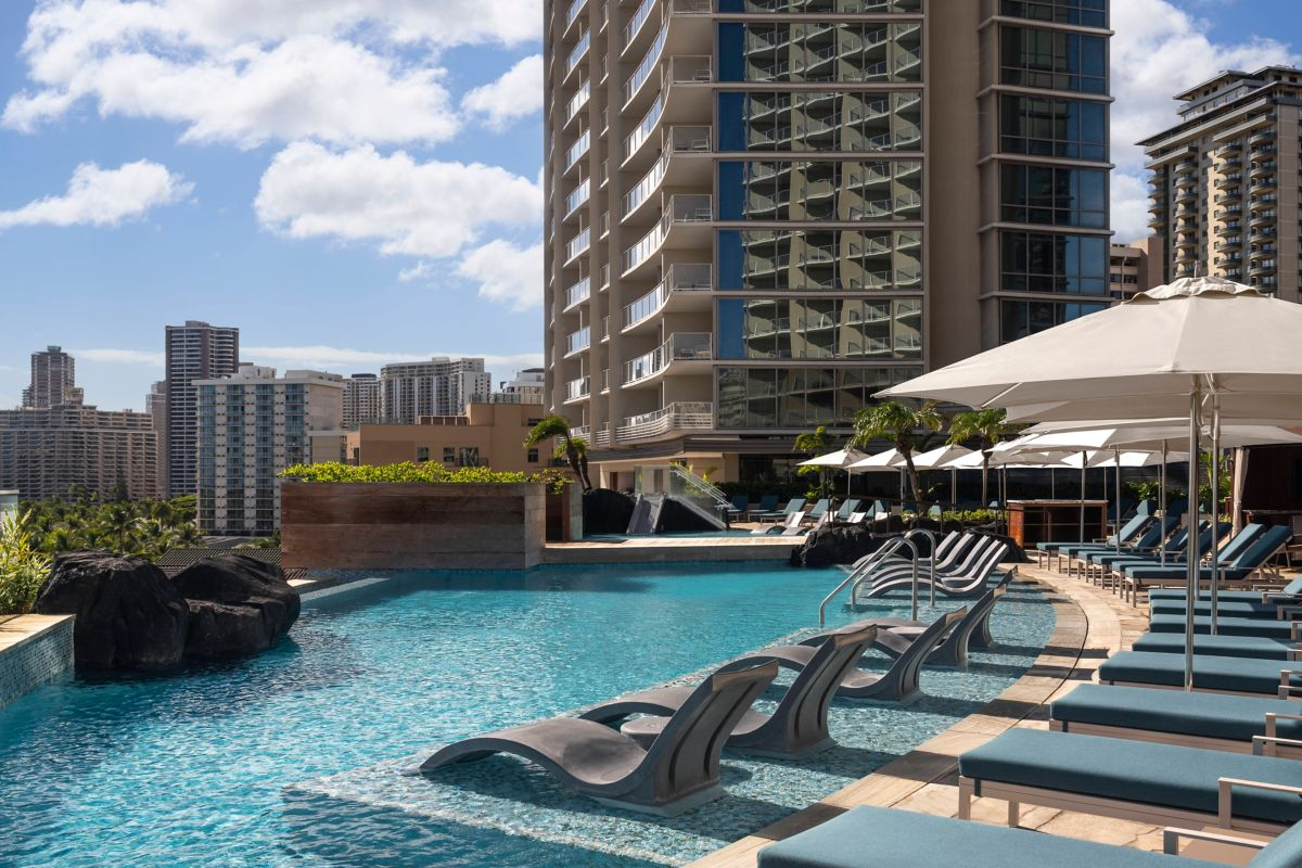 [하와이] The Ritz-Carlton Residences, 하늘 위 인피니티 풀의 낭만